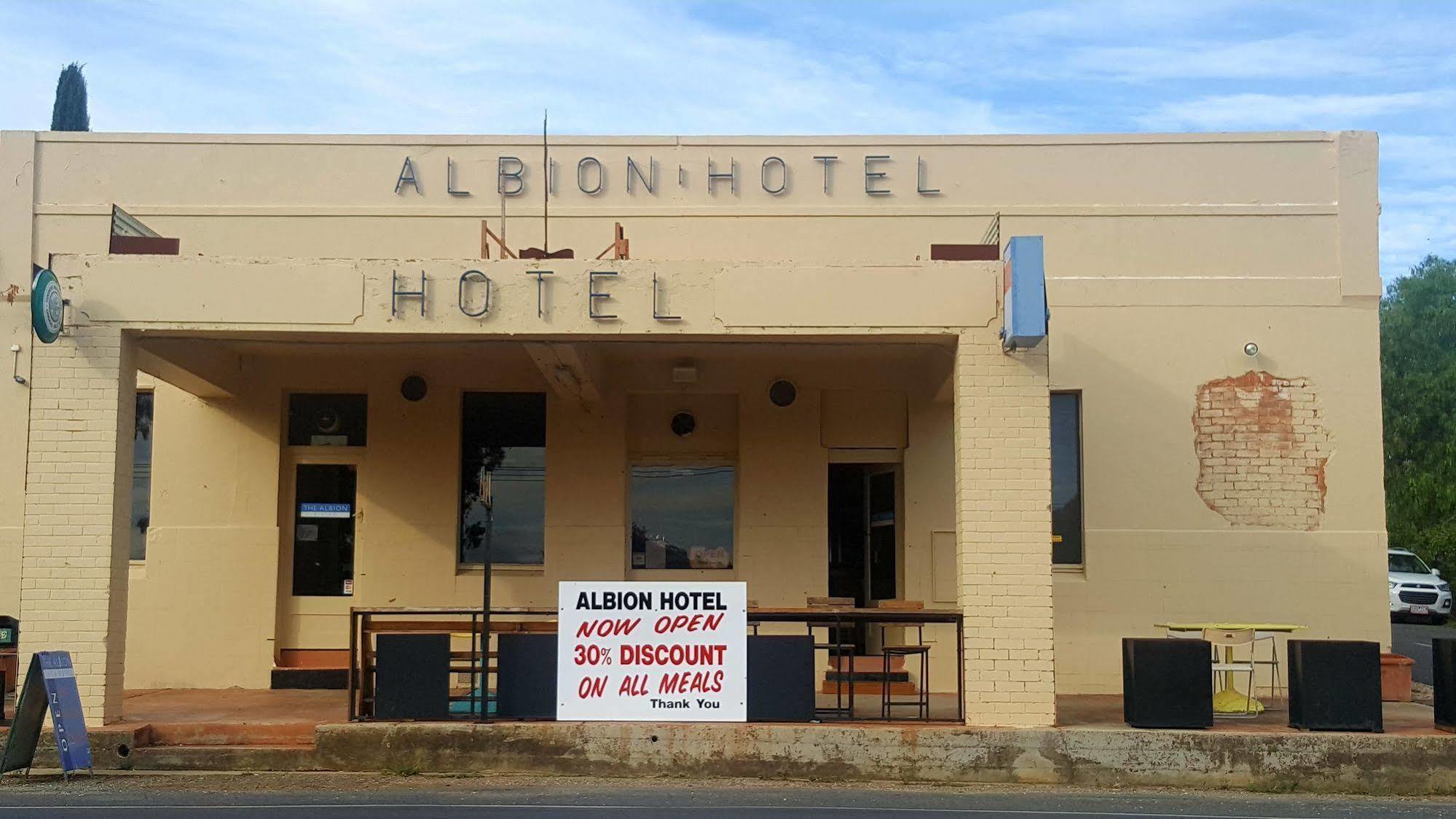 The Albion Motel คาสเซิลเมน ภายนอก รูปภาพ